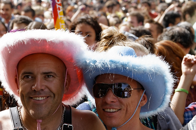 Gay pride Paris JUN13-176